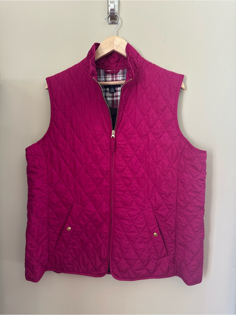 Lands’ End Fucshia Quilted Vest 1X